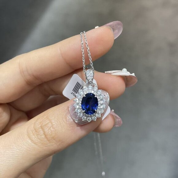 Gem Up LA: Future-Forward Lab Grown Blue Sapphire Set | Necklace + Earrings - Picture 4 of 6